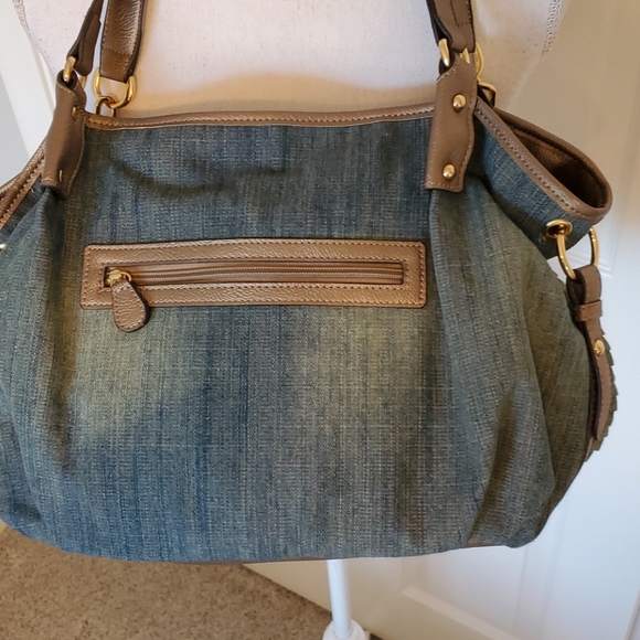 💥SOLD💥Sparkly Denim Shoulder Bag - Picture 4 of 8